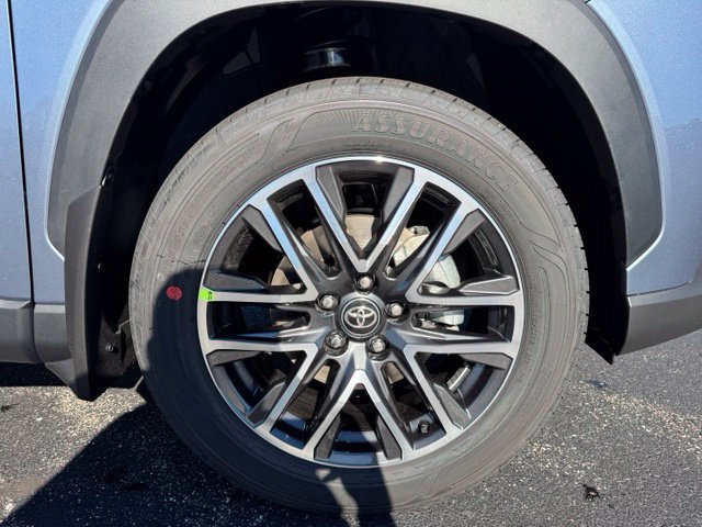 New 2026 Toyota Corolla Cross XLE w/ Convenience Package AWD/4WD image 9