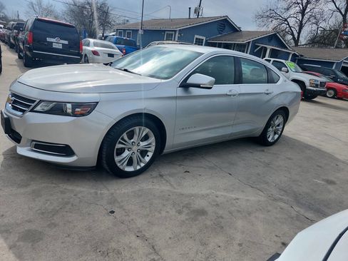 Used 2015 Chevrolet Impala LT image 4