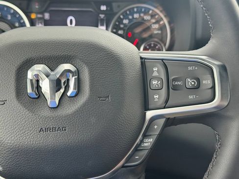 New 2026 RAM 2500 Big Horn AWD/4WD image 25