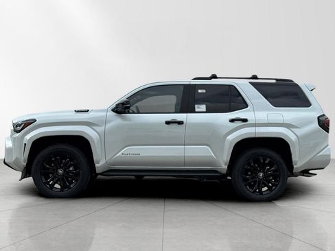 New 2026 Toyota 4Runner 4WD image 6