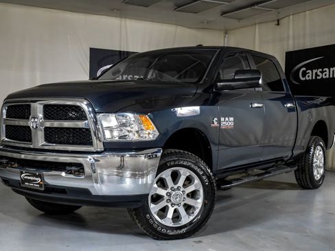 Used 2017 RAM 2500 SLT AWD/4WD image 4