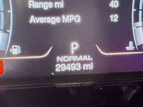 Used 2022 Maserati Quattroporte Modena image 14