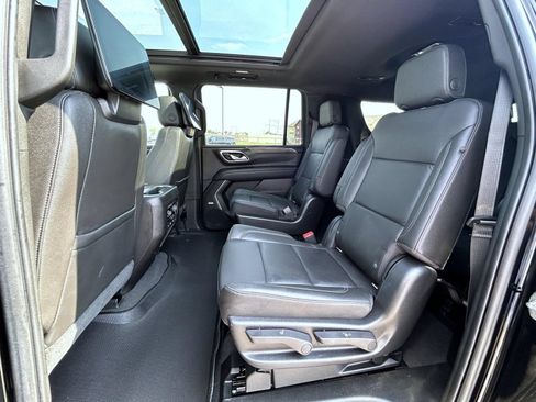 Certified 2021 Chevrolet Suburban Z71 w/ Rear Media and Nav Package AWD/4WD image 21
