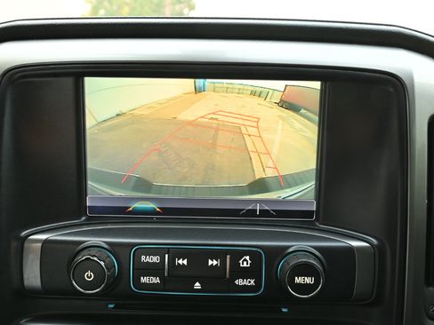 Used 2015 Chevrolet Silverado 1500 LTZ AWD/4WD image 18