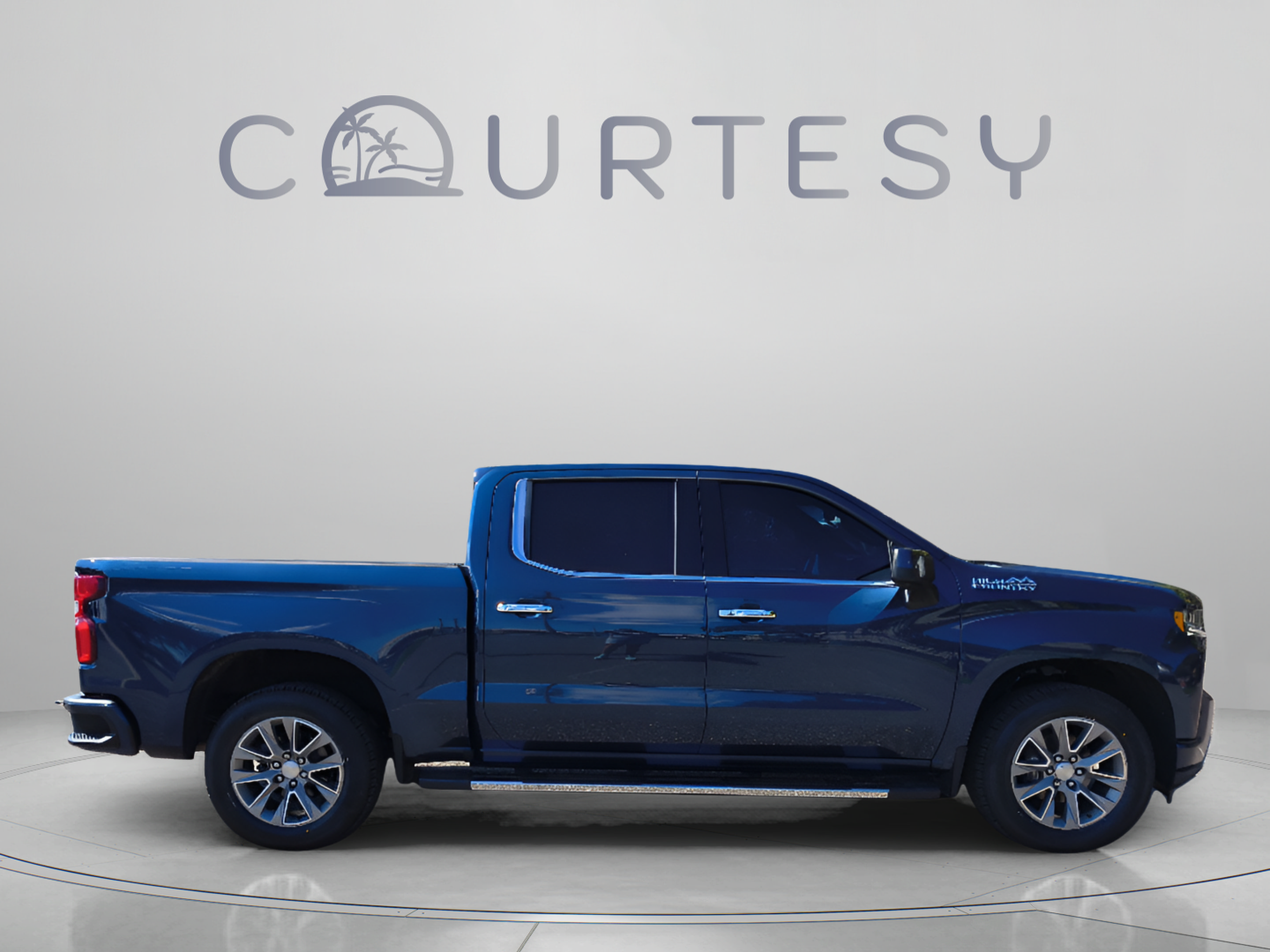 Used 2021 Chevrolet Silverado 1500 High Country w/ Z71 Off-Road Package AWD/4WD image 8