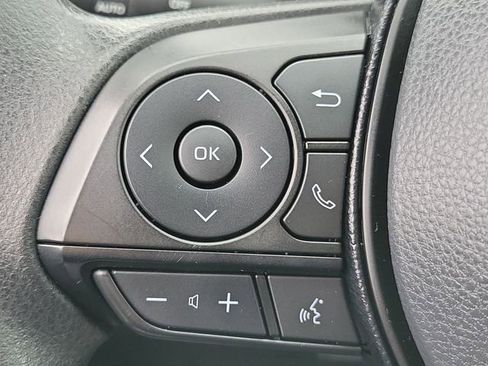 Used 2019 Toyota RAV4 XLE w/ Carpet Mat Package FWD image 8