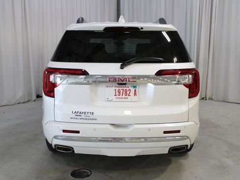 Used 2022 GMC Acadia Denali w/ Denali Technology Package FWD image 34