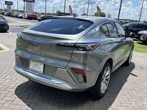 New 2025 Buick Envista Avenir image 6