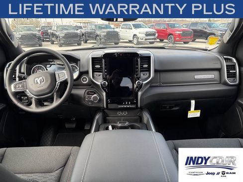 New 2026 RAM 1500 4x4 Crew Cab image 10