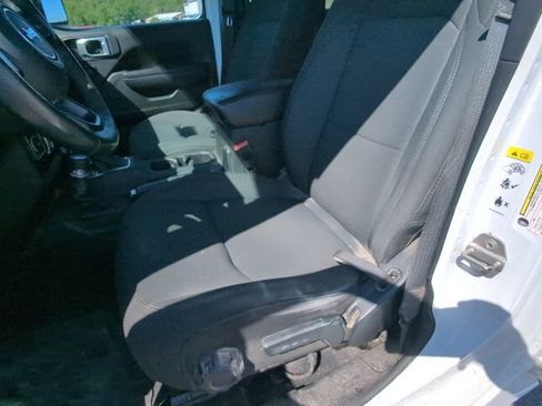 Used 2018 Jeep Wrangler Unlimited Sport S AWD/4WD image 6