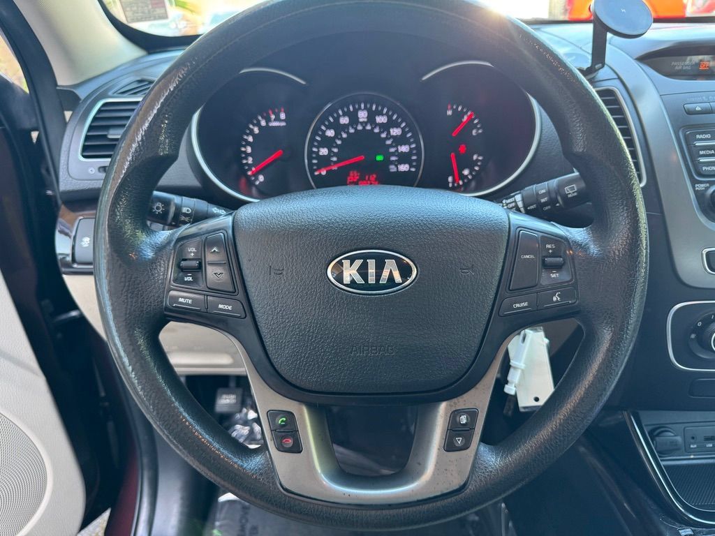 Used 2014 Kia Sorento LX AWD/4WD image 28