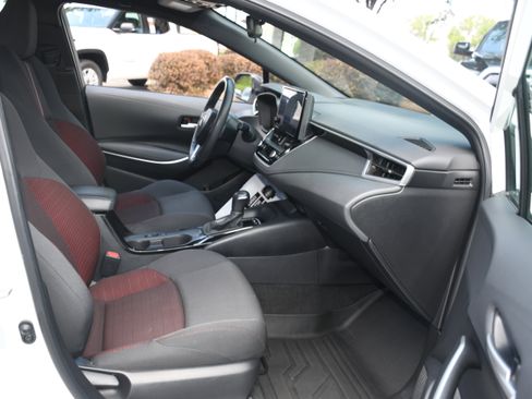 Used 2024 Toyota Corolla Sedan w/ SE Convenience Package FWD image 19