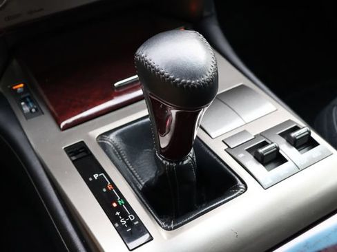 Used 2014 Lexus GX 460 w/ Premium Package AWD/4WD image 14