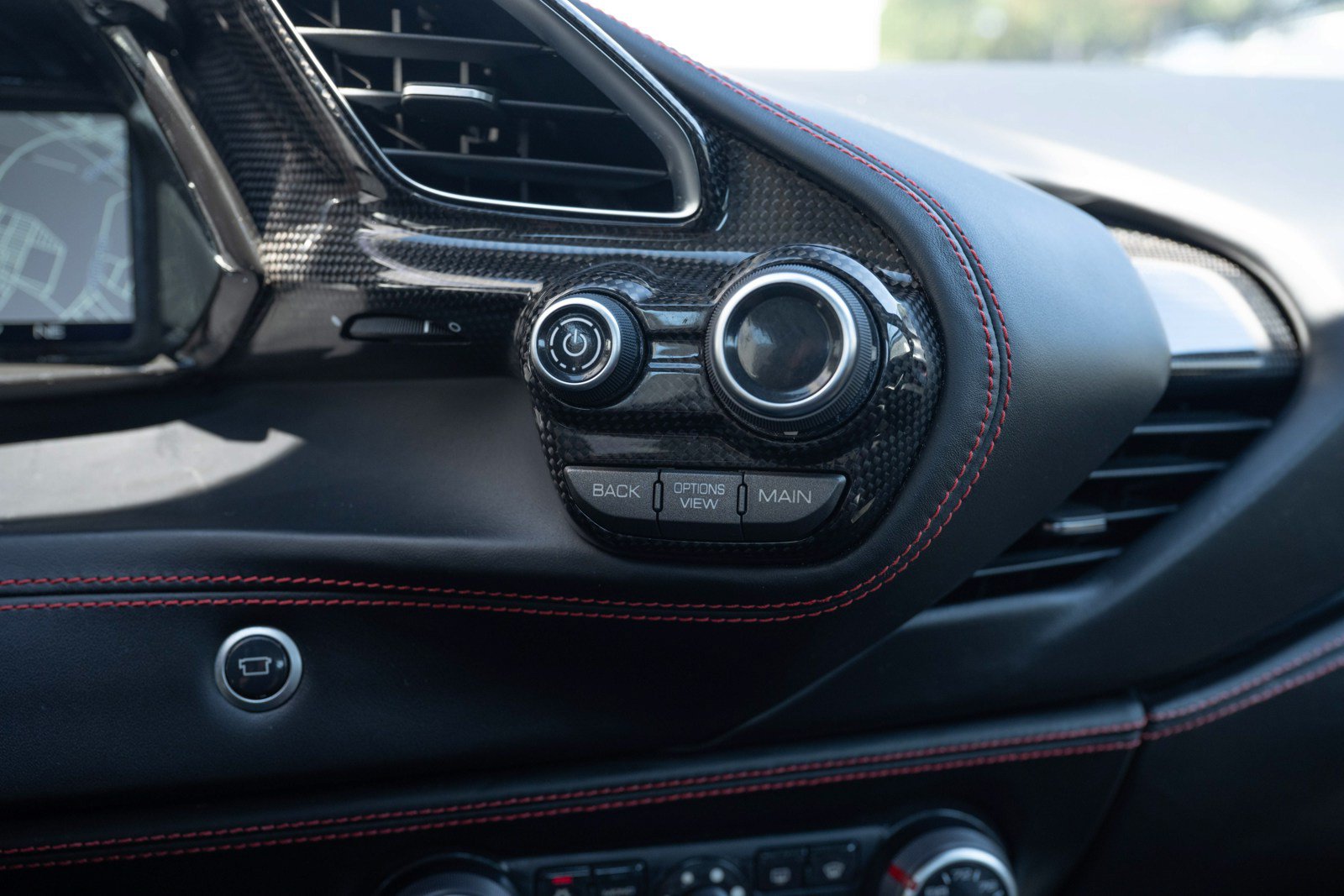 Used 2018 Ferrari 488 Spider RWD image 43