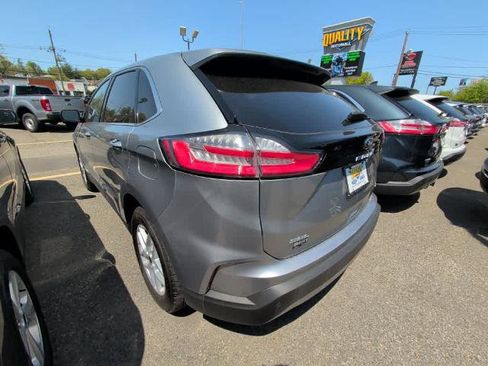 Certified 2024 Ford Edge SEL w/ Convenience Package AWD/4WD image 5