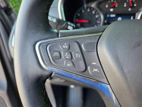 Used 2024 Chevrolet Equinox LT FWD image 27