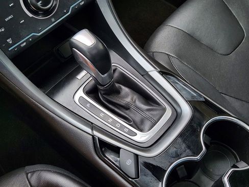 Used 2015 Ford Fusion Titanium image 22