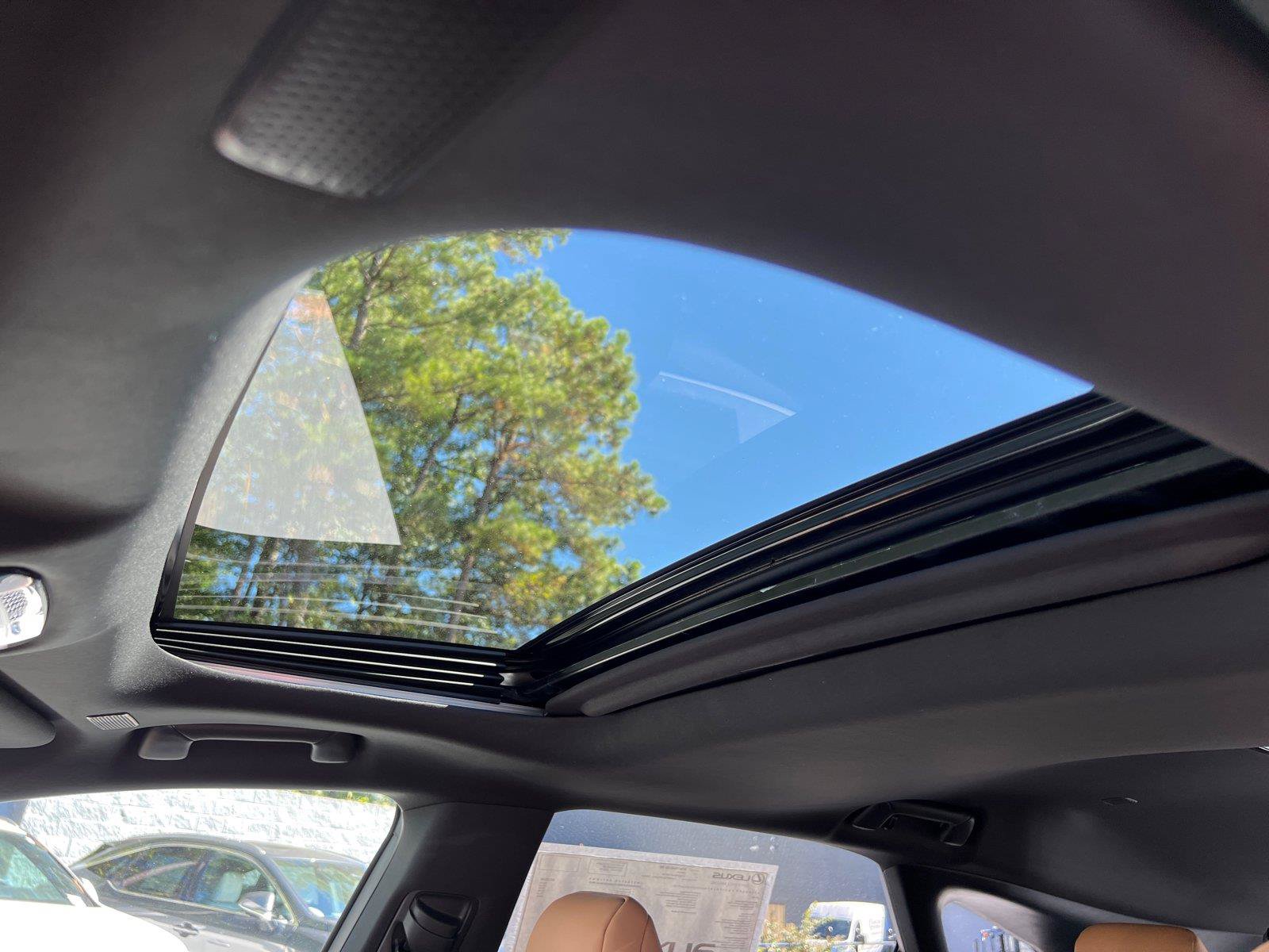 New 2026 Lexus RX 350 FWD image 25