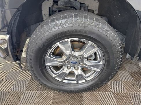 Used 2017 Ford F150 XLT w/ Equipment Group 302A Luxury AWD/4WD image 28
