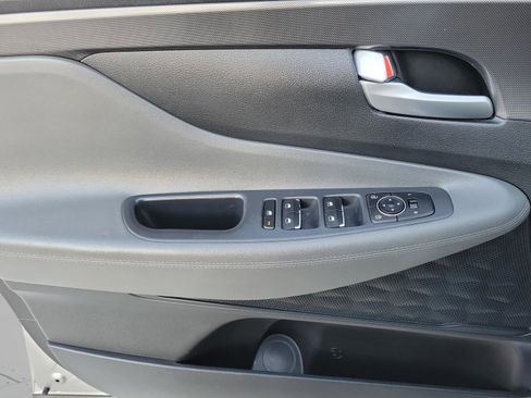 Used 2022 Hyundai Santa Fe SE FWD image 13