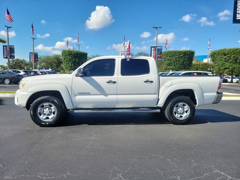 Used 2013 Toyota Tacoma PreRunner image 7