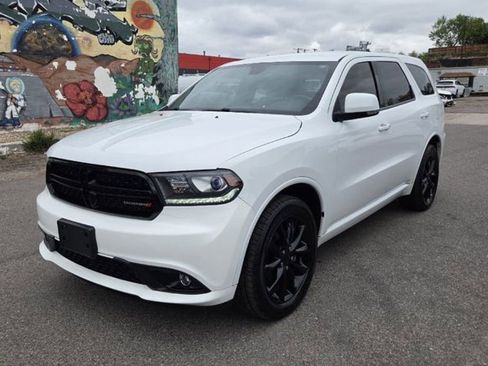 Used 2017 Dodge Durango GT w/ Blacktop Package AWD/4WD image 1