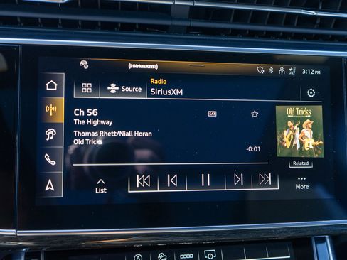 Used 2025 Audi Q7 3.0T Premium Plus image 18