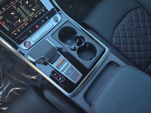 New 2026 Audi SQ7 Prestige image 28