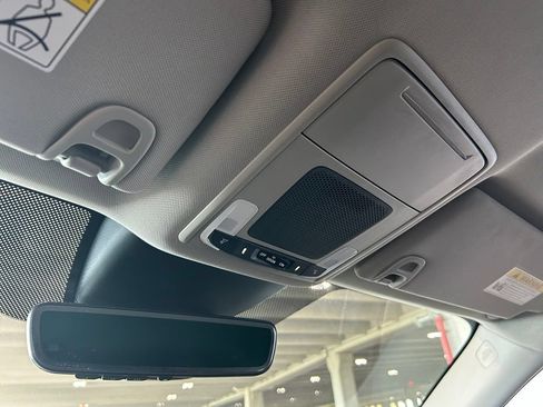 Used 2023 Honda Pilot EX-L image 31