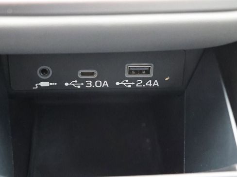 Used 2025 Subaru Outback Premium w/ Popular Package #1 image 25