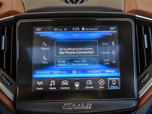 Used 2018 Maserati Ghibli RWD image 24