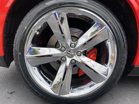 Used 2009 Dodge Challenger SRT8 w/ SRT Option Group II RWD image 42