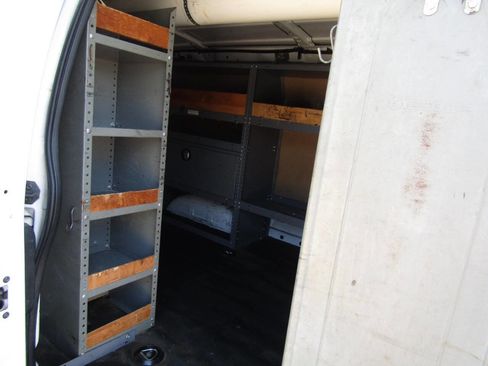 Used 2013 Ford E-250 and Econoline 250 w/ PWR Group image 12