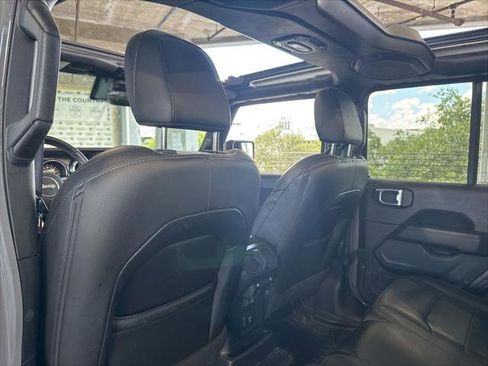 Certified 2021 Jeep Wrangler Unlimited Sahara AWD/4WD image 22