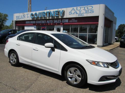 Used 2015 Honda Civic LX image 2
