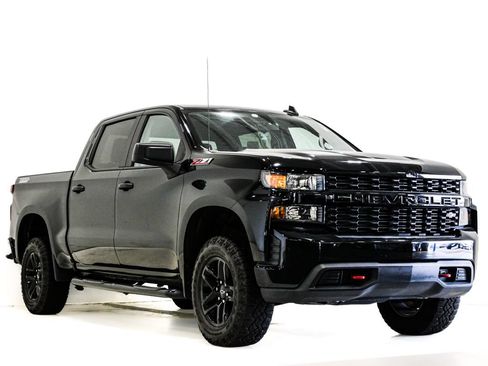 Used 2021 Chevrolet Silverado 1500 Custom Trail Boss w/ LPO, Dark Essentials Package AWD/4WD image 1