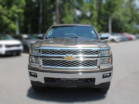 Used 2015 Chevrolet Silverado 1500 LT w/ All Star Edition AWD/4WD image 16