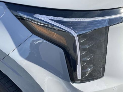 New 2026 Kia Carnival EX image 13