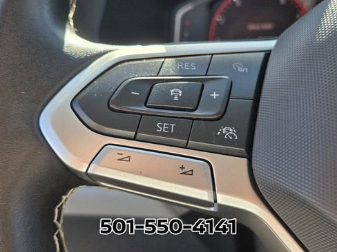 Used 2024 Volkswagen Taos SEL AWD/4WD image 38
