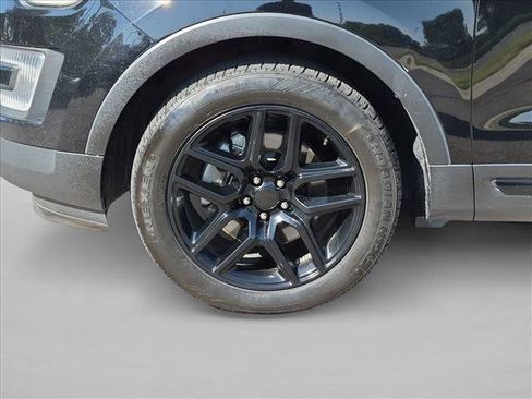 Used 2017 Ford Explorer Sport w/ Equipment Group 401A AWD/4WD image 25