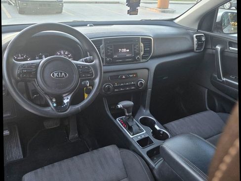 Used 2017 Kia Sportage LX image 15