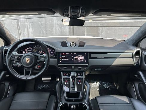 Certified 2023 Porsche Cayenne Turbo GT AWD/4WD image 23