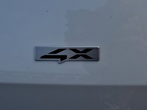 Used 2024 Kia Sportage LX image 34