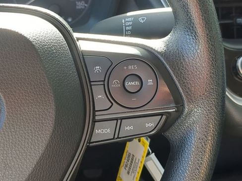 Used 2023 Toyota Corolla LE image 27