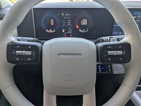 Used 2024 Hyundai Santa Fe SEL image 11