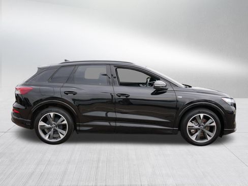 Used 2024 Audi Q4 e-tron Premium Plus w/ Premium Plus AWD/4WD image 8