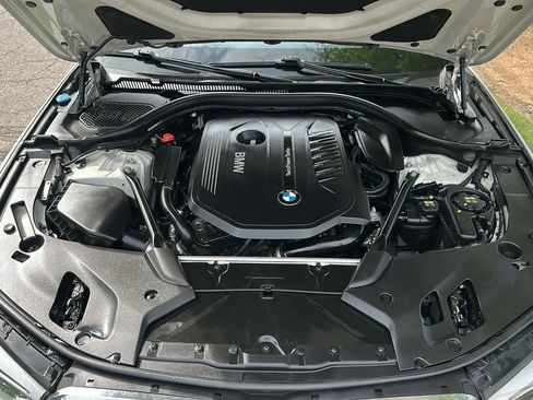 Used 2017 BMW 540i RWD image 13