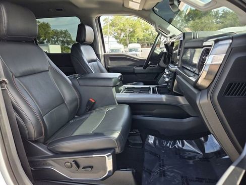 Used 2023 Ford F250 Lariat w/ Sport Appearance Package AWD/4WD image 19