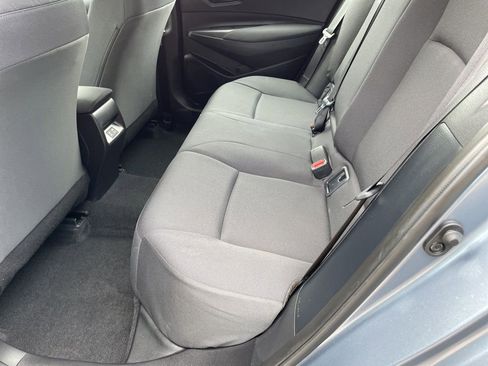 Used 2025 Toyota Corolla LE image 40