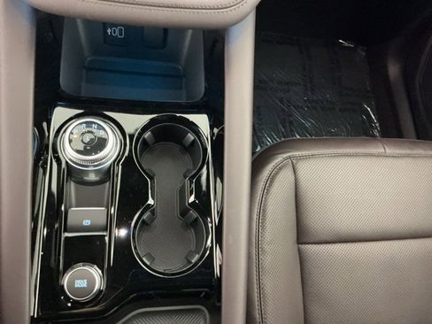 New 2026 Ford Explorer Platinum w/ LUX Leather Package image 22